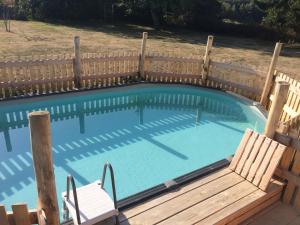 Maisons de vacances Farmhouse with private pool and jacuzzi. : photos des chambres