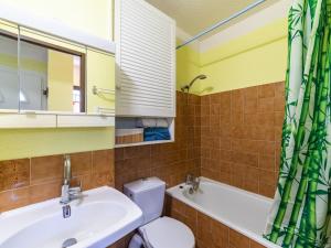 Appartements Apartment Les Mas de Pramousquier-11 by Interhome : photos des chambres