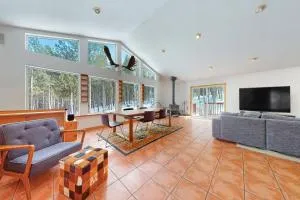 Lakeside Drive Retreat - فيربلي