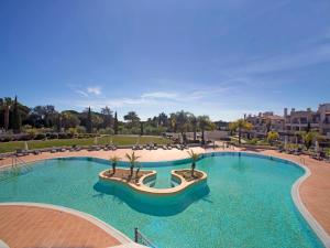 Apartment Pine Hills Turquesa by Interhome - 4hvězdičkové hotely ve městě Vilamoura