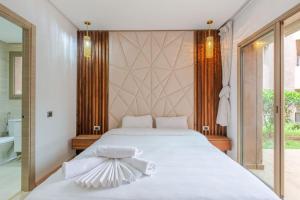 Résidence Golfique PJ, jardin, piscine