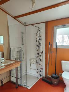 Campings Camping Onlycamp Les Deux Rives : photos des chambres