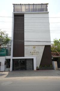 Sri Ambal Grand