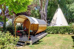 Campings Camping de l'Etang du Pays Blanc : Tonneau