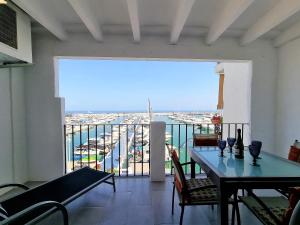 2 Bedroom Frontline Puerto Banús BEST views RDR299