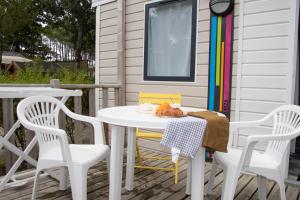 Campings Camping Saint Laurent : photos des chambres