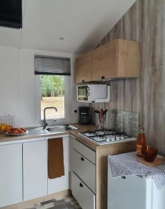 Campings Camping Saint Laurent : photos des chambres