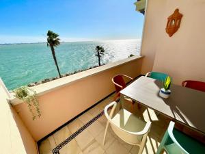 GATU Villa Océano frente al mar en Puerto Sherry " Preferente mayores de 25 años y familias "