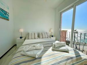 GATU Villa Océano frente al mar en Puerto Sherry " Preferente mayores de 25 años y familias "