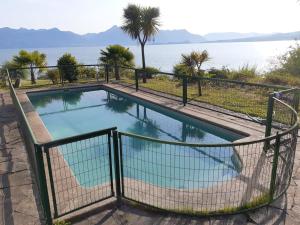 "Beautiful Lake House"