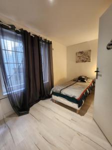 Appartements En plein coeur de ville! Ideal pour decouvrir Chartres : photos des chambres