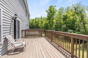 Escape to NY Finger Lakes Wine Country Just 20 Minutes From Ithaca