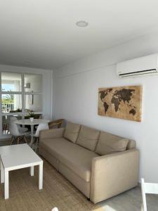 APARTAMENTO 2 HABITACIONES FRONTAL AL MAR 3