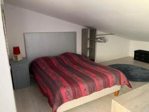 L appart d Ange 2 idealement situe 47m2 entre le port et le village
