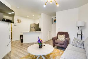 Vacation Rental Near Las Vegas Strip with Pool!