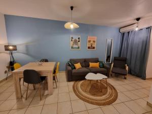 Appartements Agreable appartement avec 2 places de parking dans le garage : photos des chambres