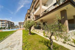 Apartment Happiness included, Sarafovo