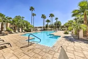Bright Phoenix Condo - 3 Mi to State Farm Stadium! - Goodyear