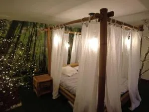 Le Jardin d'Eden -Appartement de charme avec Sauna, Hammam, spa - Brives