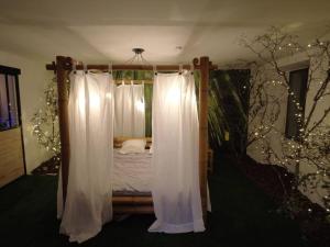 Le Jardin dEden -Appartement de charme avec Sauna, Hammam, spa