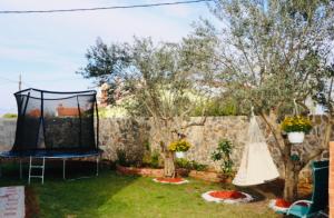 Iva apartman sa bazenom