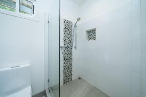 Playa Potrero - Cute, modern Containerhome with pool for 2 people