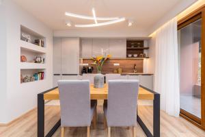 Lolas Luxury Apartments