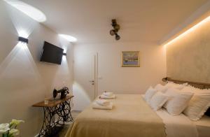 Blue Cliff Apartment