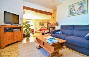 Maisons de vacances Awesome Home In Pompignan With Outdoor Swimming Pool, Wifi And 3 Bedrooms : photos des chambres