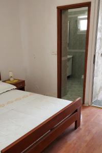 Apartments and rooms by the sea Metajna, Pag - 6496