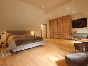 Longère percheronne 17ème siècle avec jardin, près forêt, animaux acceptés - FR-1-497-77