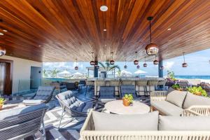 Singular by Andiani Travel