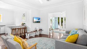 The Blue Beachside Bungalow