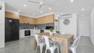 Anchors Away - Waterfront Unit