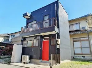 Whole house rental 一棟貸切宿 "Your Home Tottori" 市内中心地近くの素敵な一軒家 - Uradome