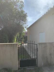 Maisons de vacances Les jonquiers, gite independant cosy avec jardin : Maison 1 Chambre
