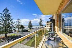 Sandhurst 5 - ذا إينترانس