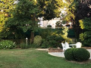 B&B / Chambres d'hotes Le Jardin de Fresnes : photos des chambres