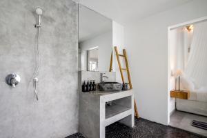 Villa Nakal by Alfred in Bali