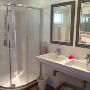 South Point Villas Cerf Island