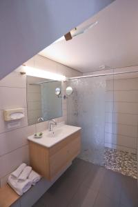 Hotels Hotel & Spa les Remparts : photos des chambres