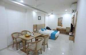 Hotel Anjali Park
