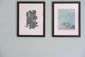 Beautiful and comfortable home away from home with free parking, fast wifi and white crisp hotel standard linen hosted by Our Home Short Stays