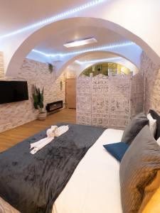 Appartements Le Spa de la Cathedrale - Jacuzzi - Sauna - Champagne - Netflix - Wifi : photos des chambres