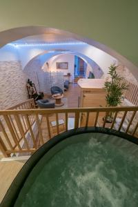 Appartements Le Spa de la Cathedrale - Jacuzzi - Sauna - Champagne - Netflix - Wifi : photos des chambres