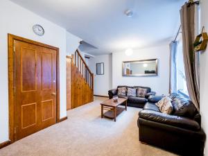 3 Bedroom Cottage in Cupar - Pass the Keys