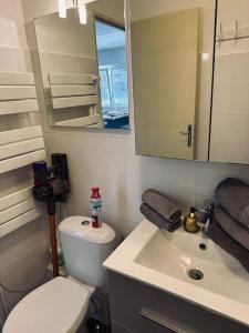 Cosy Studio à deux pas de la plage, de la gare et du palais des congrès