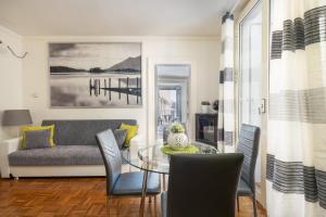 La casa di carta in piazza stesicoro