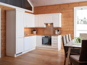 Apartment - Split Level with Mountain View room in Stranda Fjellgrend