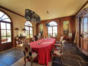 B&B / Chambres d'hotes Chateau de Lussac : photos des chambres